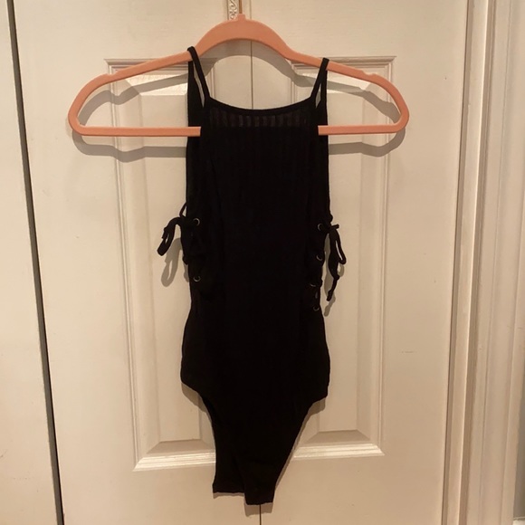 Urban Planet lace up sides and open back bodysuit - Picture 1 of 2
